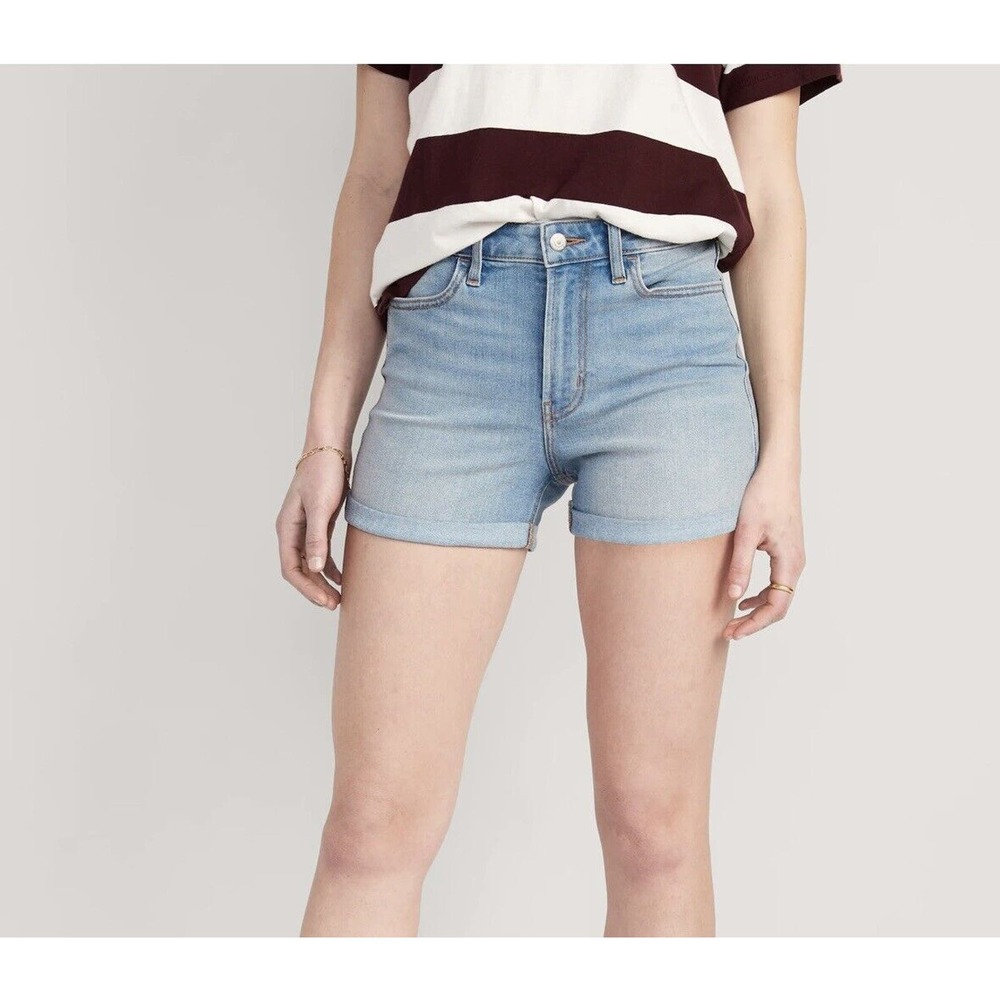 NWOT Old Navy High-Rise Wow Jean Shorts Women’s Size 4 Comfort Stretch Roll Cuff